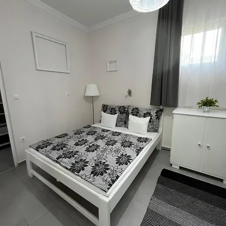 Puller Apartment Zamardi